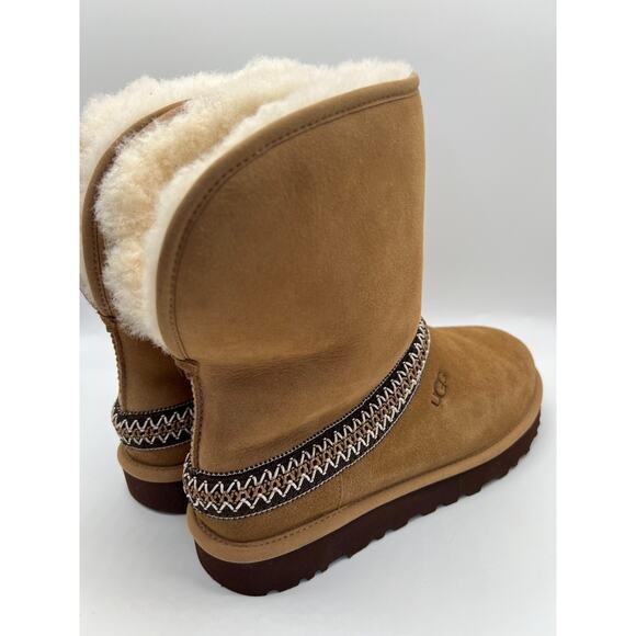 Ugg Women's Classic Short Crescent Braid Chestnut Suede Boots 1161770 Size 10 - Picture 15 of 16